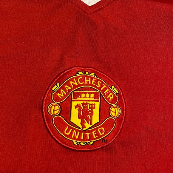 Manchester United soccer jersey - Picture 3 of 7